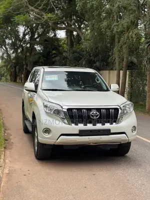 Toyota Land Cruiser Prado 2.7 2017 White