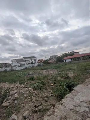 2 Plots of Land for Sale at Adjringanor