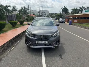 Peugeot 5008 1.2 PureTech 130 2020 Gray