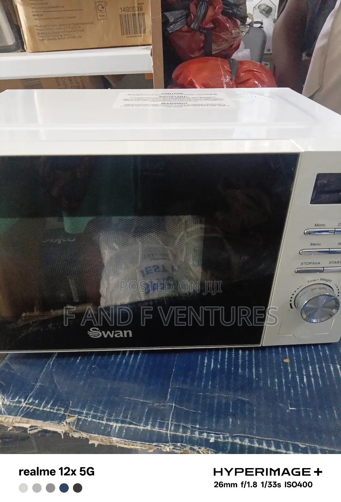 Swan Digital Microwaves 20l- UK