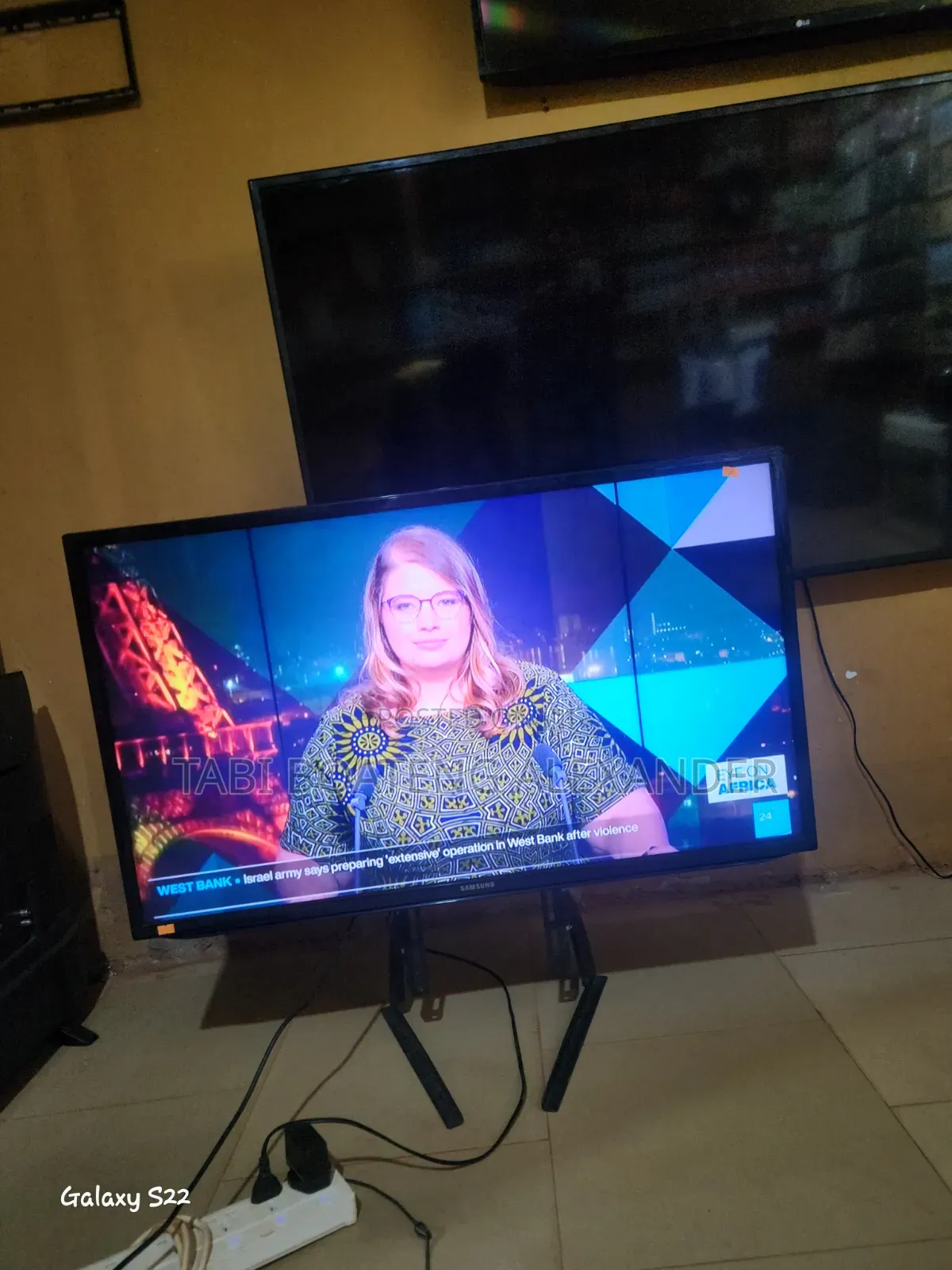 Samsung 40 Inches Smart TV