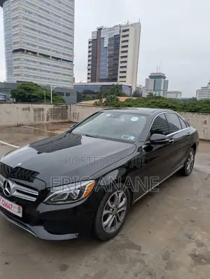 Mercedes-Benz C300 Luxury 4matic Sedan AWD (2.0L 4cyl 7A) 2017 Black