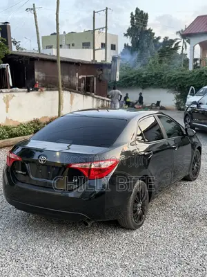 Toyota Corolla 2018 Black