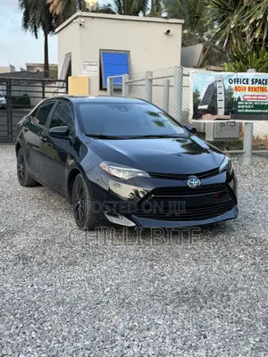 Toyota Corolla 2018 Black
