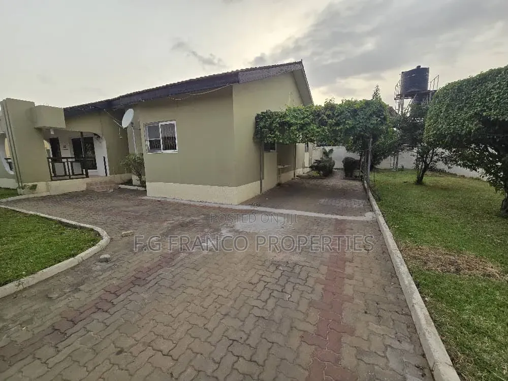 4bdrm House in Kg, Franco, Airport Residential Area for sale