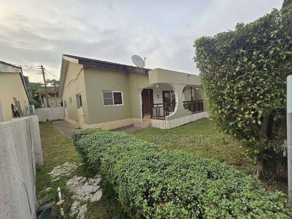 4bdrm House in Kg, Franco, Airport Residential Area for sale