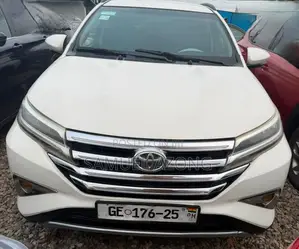 Toyota Rush 1.5 AWD 2019 White