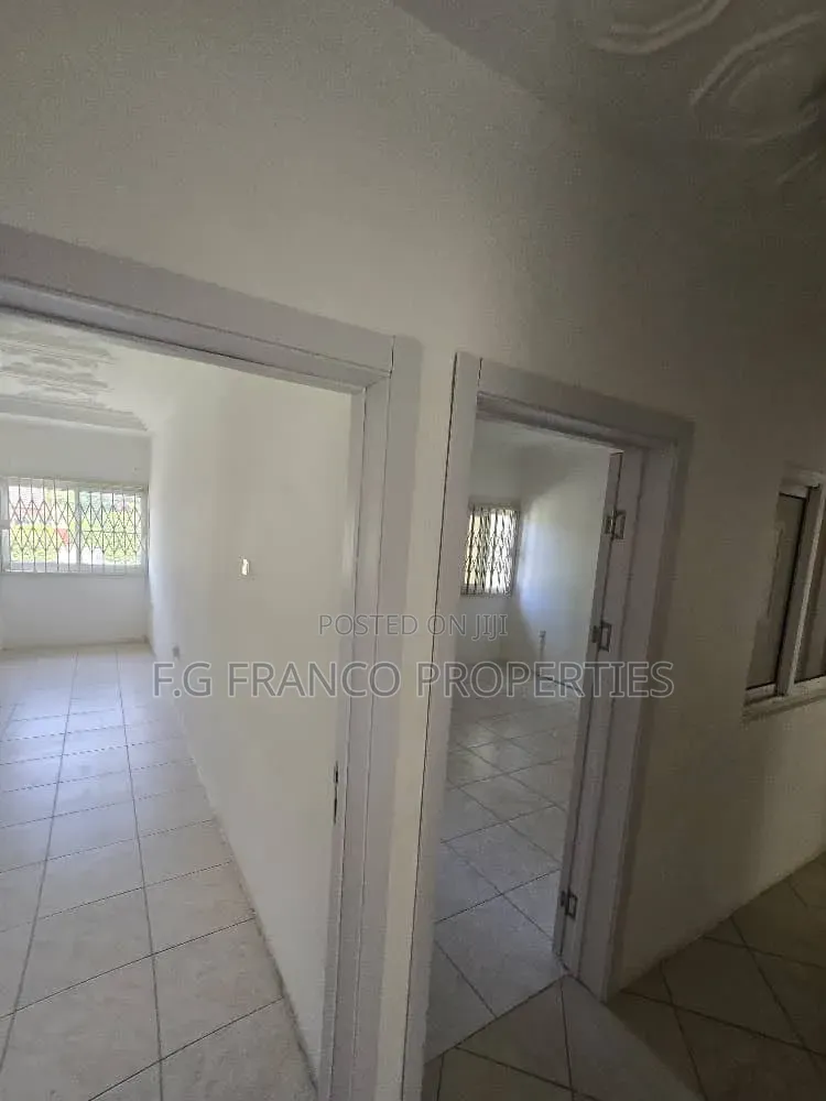 4bdrm House in Kg, Franco, Airport Residential Area for sale