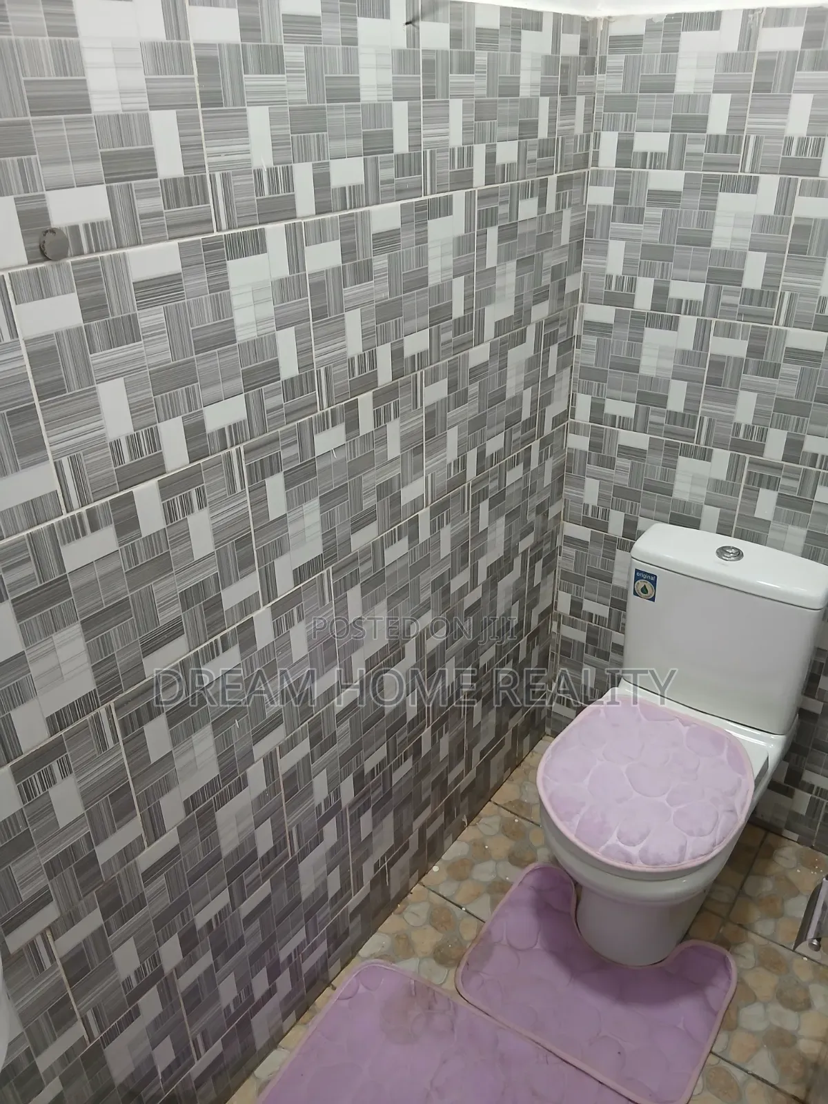 1bdrm Apartment in Mira Apartment, Kwabenya for rent