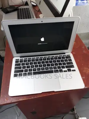 Laptop Apple MacBook Air 2012 8GB Intel Core i7 SSD 128GB