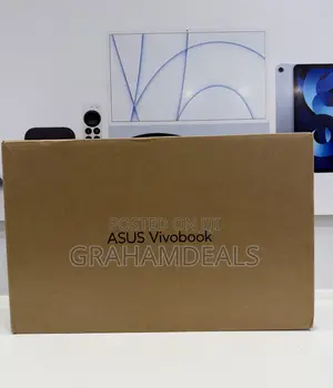 New Laptop Asus Vivobook 17 32GB AMD Ryzen 9 SSD 1T