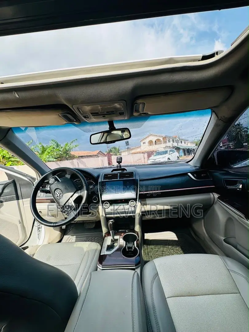 Toyota Camry 2014 Gray