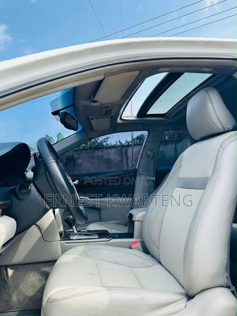 Toyota Camry 2014 Gray