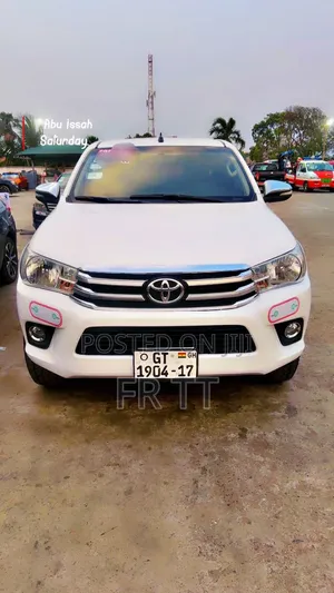 Toyota Hilux 2017 White