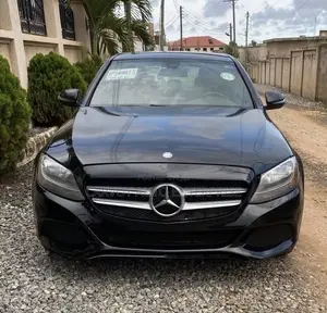 Mercedes-Benz C300 Base 4Matic Sedan AWD (2.0L 4cyl 7A) 2016 Black