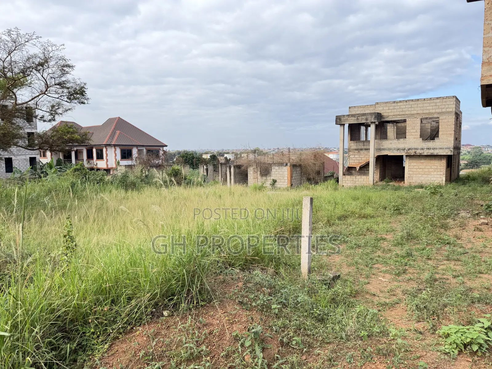 One Plot for Sale at Daban Hilltop