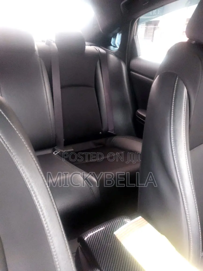 Honda Civic 2020 Gray