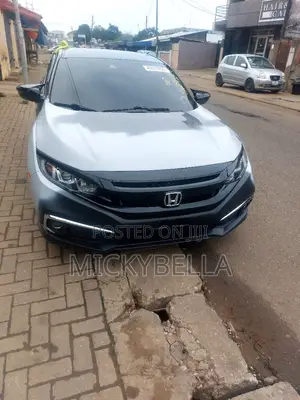 Honda Civic 2020 Gray
