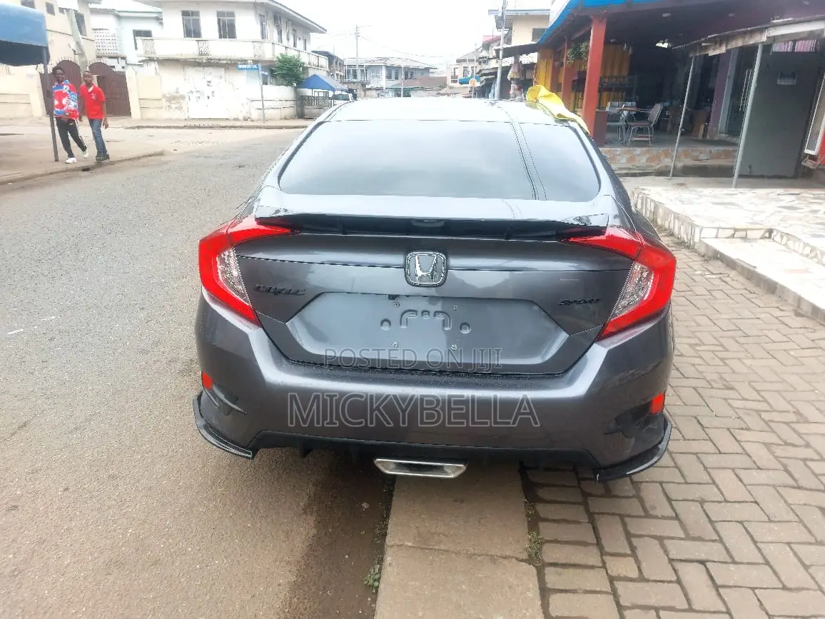 Honda Civic 2020 Gray