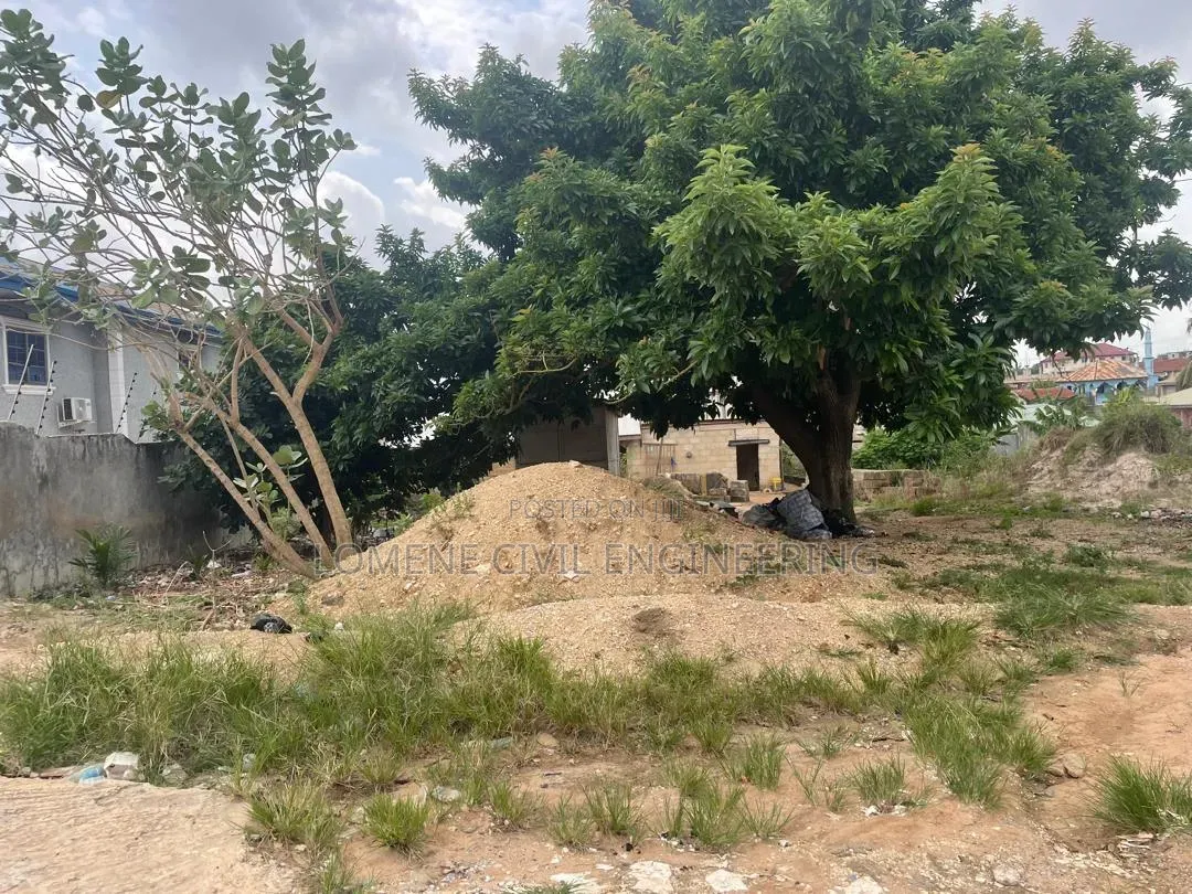 Land for Sale at Boubai Near the Police Station
