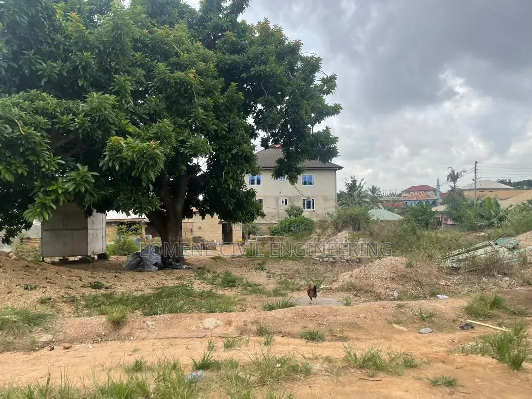Land for Sale at Boubai Near the Police Station