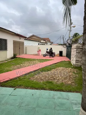 3bdrm House in Sakumono for rent