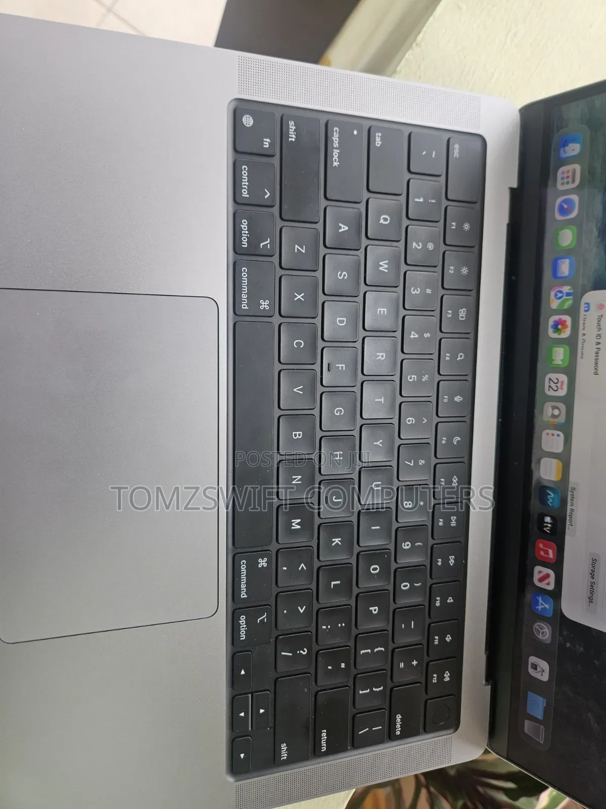 Laptop Apple MacBook Pro 32GB Apple M1 Pro SSHD (Hybrid) 512GB