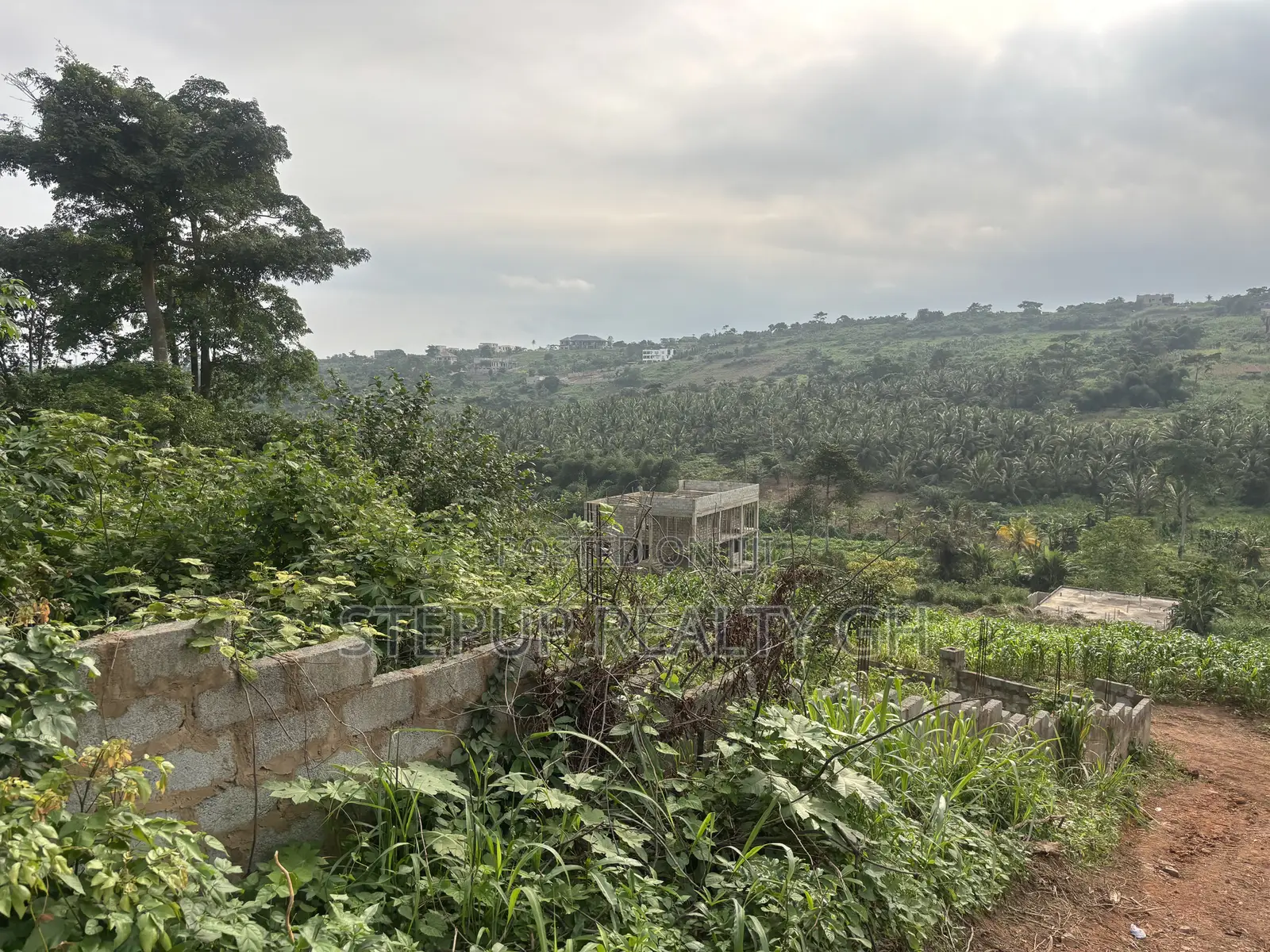 Land at Aburi