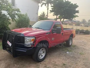 Ford F-250 XLT 2011 Red