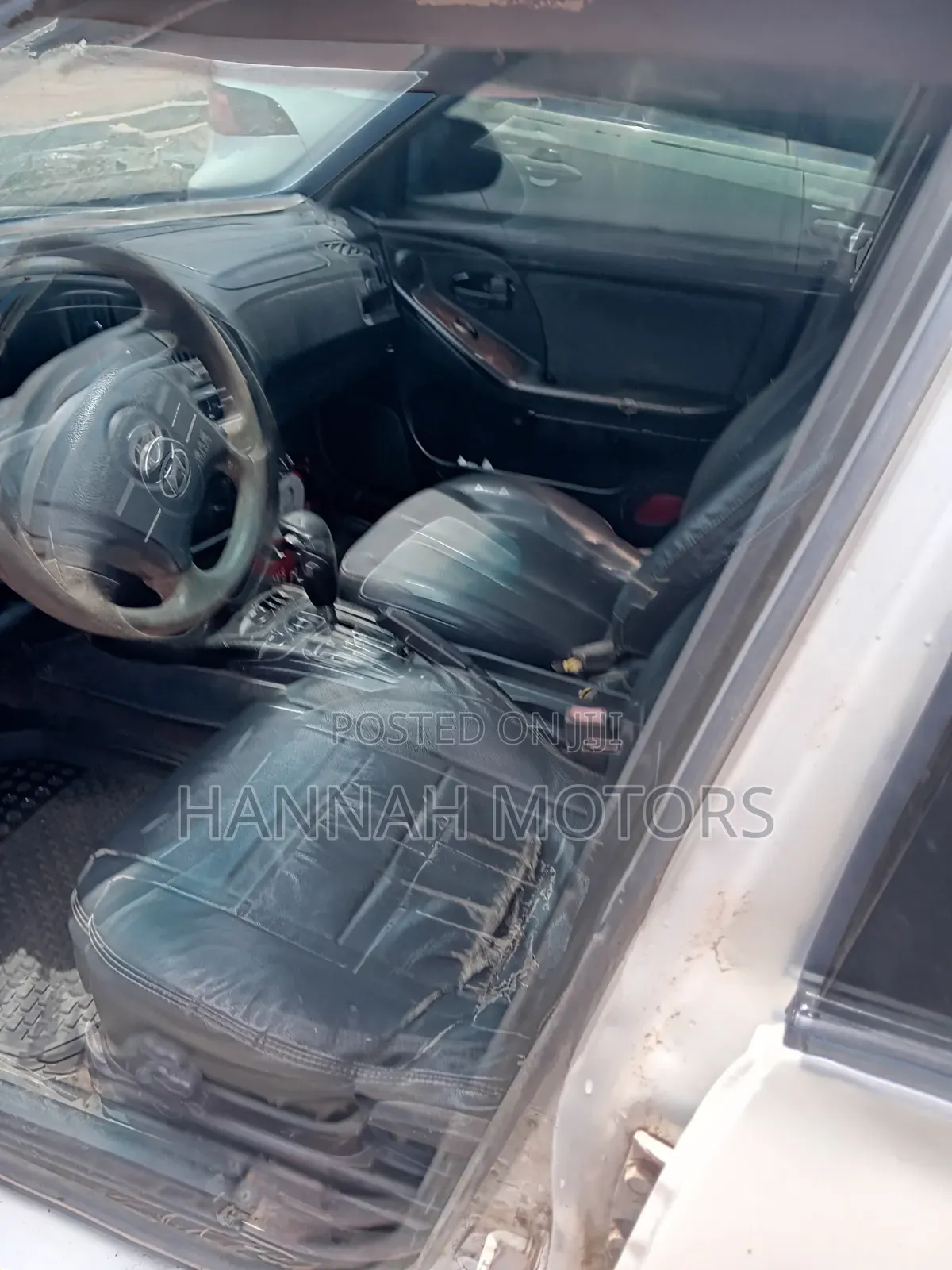Hyundai Avante 2005 White
