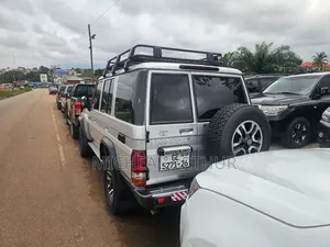 Toyota Land Cruiser 2014 Silver
