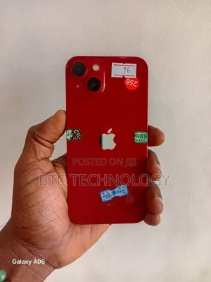 Apple iPhone 13 256 GB Red