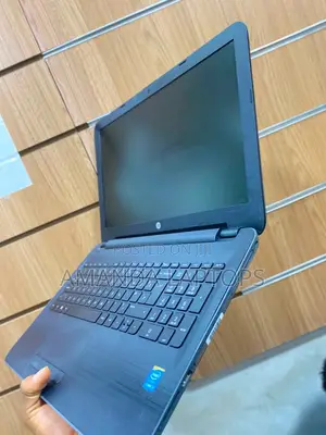 New Laptop HP 255 4GB Intel Core i3 SSD 256GB