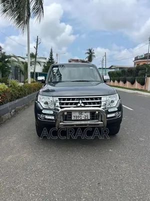 Mitsubishi Pajero 2021 Black