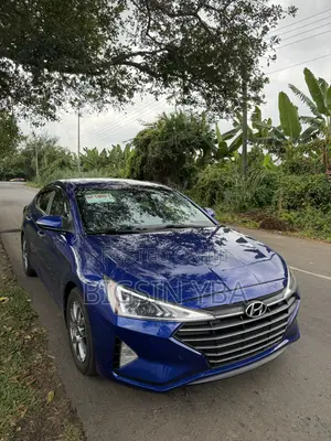 Hyundai Elantra Limited 2020 Blue