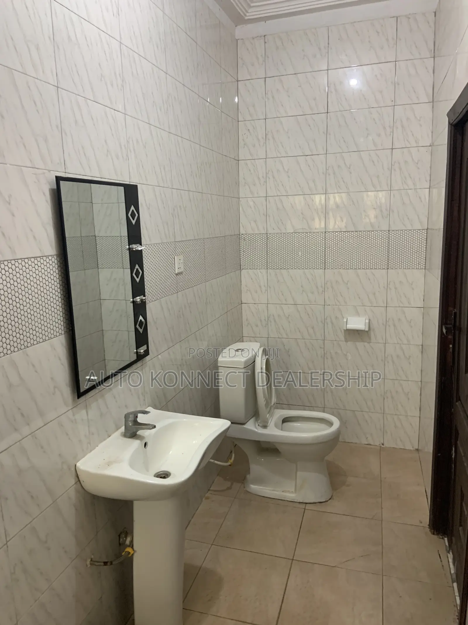 2bdrm Apartment in Auto Konnect, Oyarifa Mall Area for rent