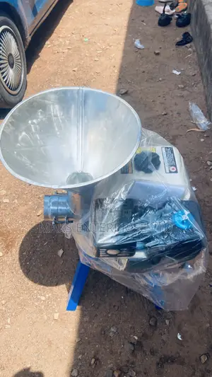 Mini Fufu Machine With a Petrol Engine