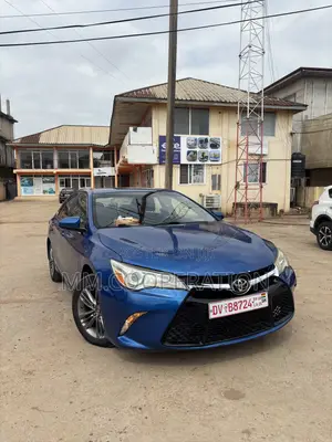 Toyota Camry LE 4dr Sedan (2.5L 4cyl 6A) 2016 Blue