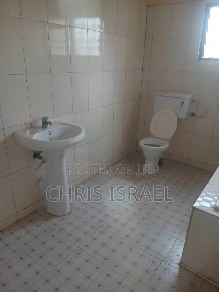 4bdrm House in Oyibi Benarpat, Pentecost for rent