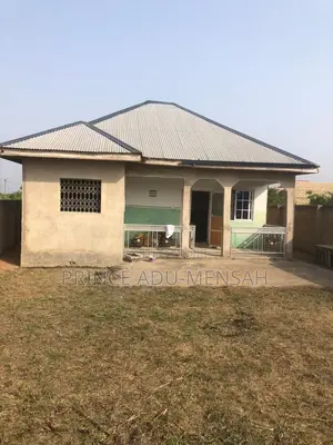 2bdrm House in Adaka Junction, Effutu Municipal for sale