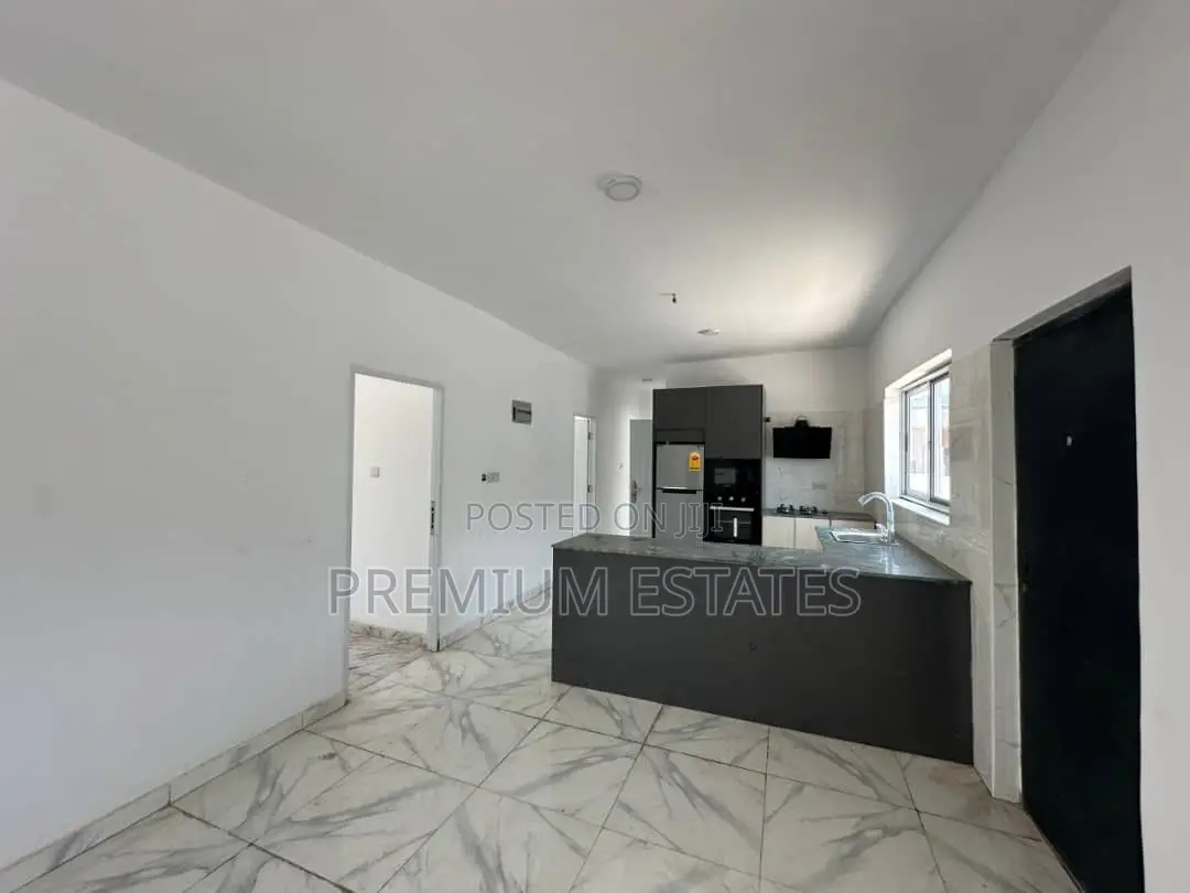 3bdrm House in Oyarifa for sale