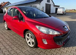 Peugeot 308 2014 Red