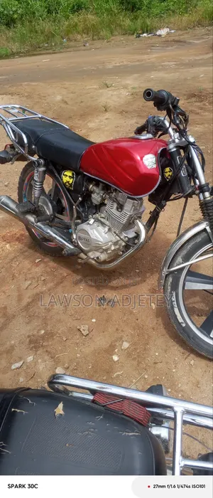 Royal RY125 2025 Red