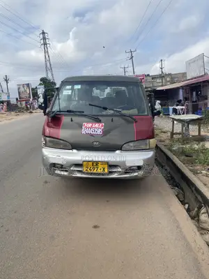 Hyundai H-100 2003 Grey