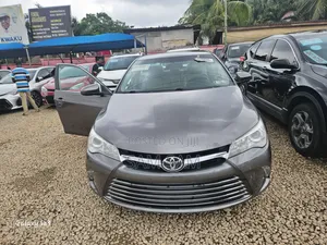 Toyota Camry 2017 Beige