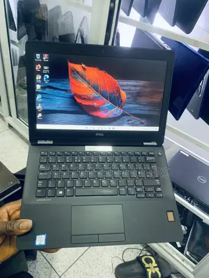 Laptop Dell Latitude E7270 8GB Intel Core i5 SSD 256GB