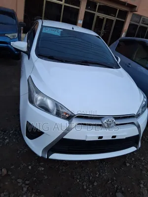 Toyota Yaris 2016 White