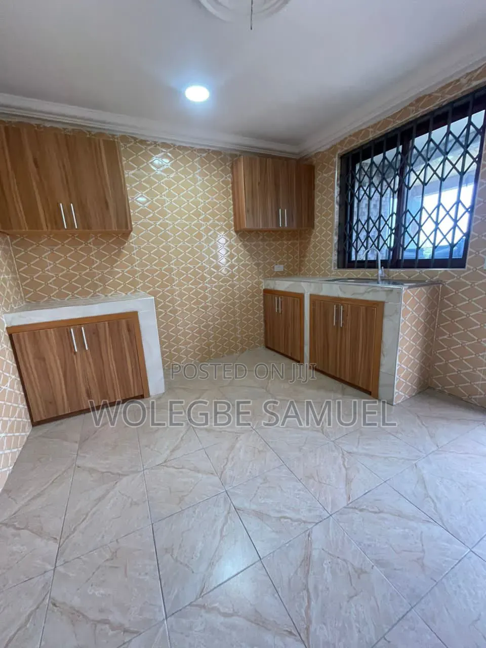2bdrm Apartment in Lashibi, Sakumono for rent