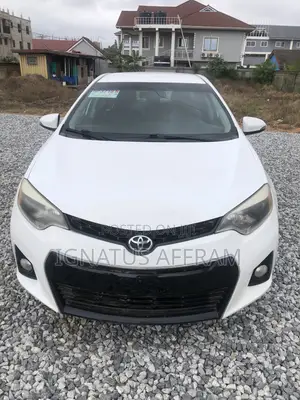 Toyota Corolla S Plus 4dr Sedan (1.8L 4cyl CVT) 2015 White