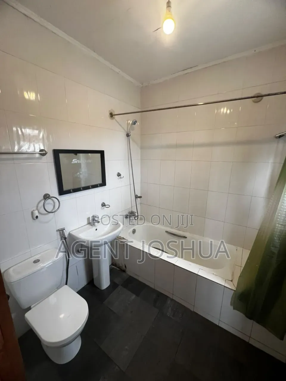 2bdrm House in Manet Court Estate for rent